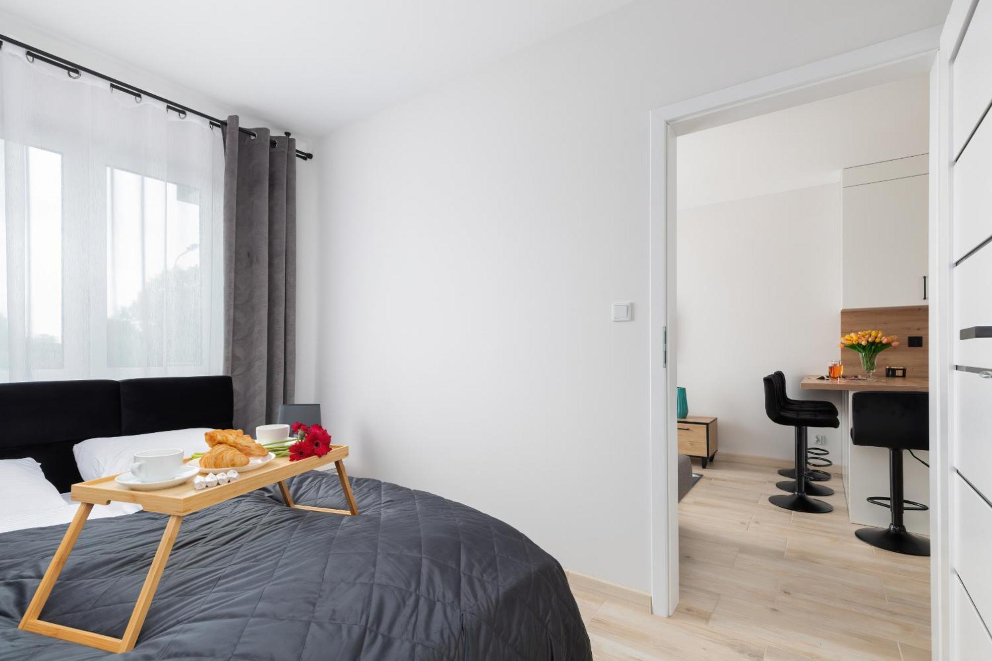 Sunny Apartments With Parking & Balcony Luzycka By Noclegi Renters سفينويتشي المظهر الخارجي الصورة